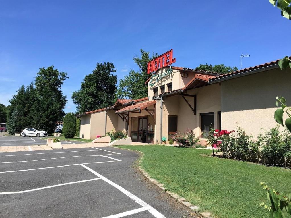 Hotel Etesia Feurs Esterno foto