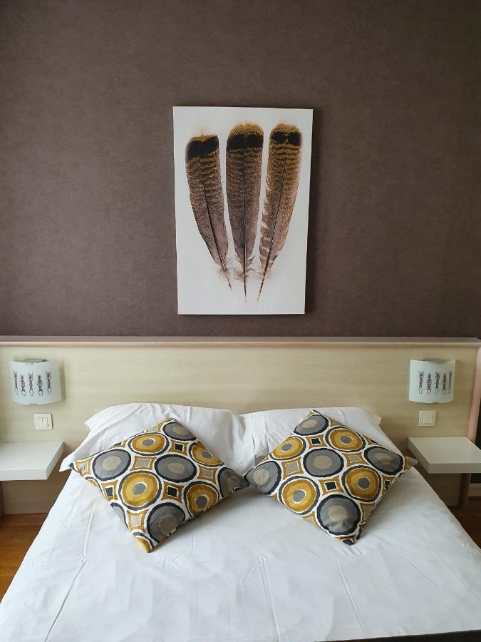 Hotel Etesia Feurs Esterno foto